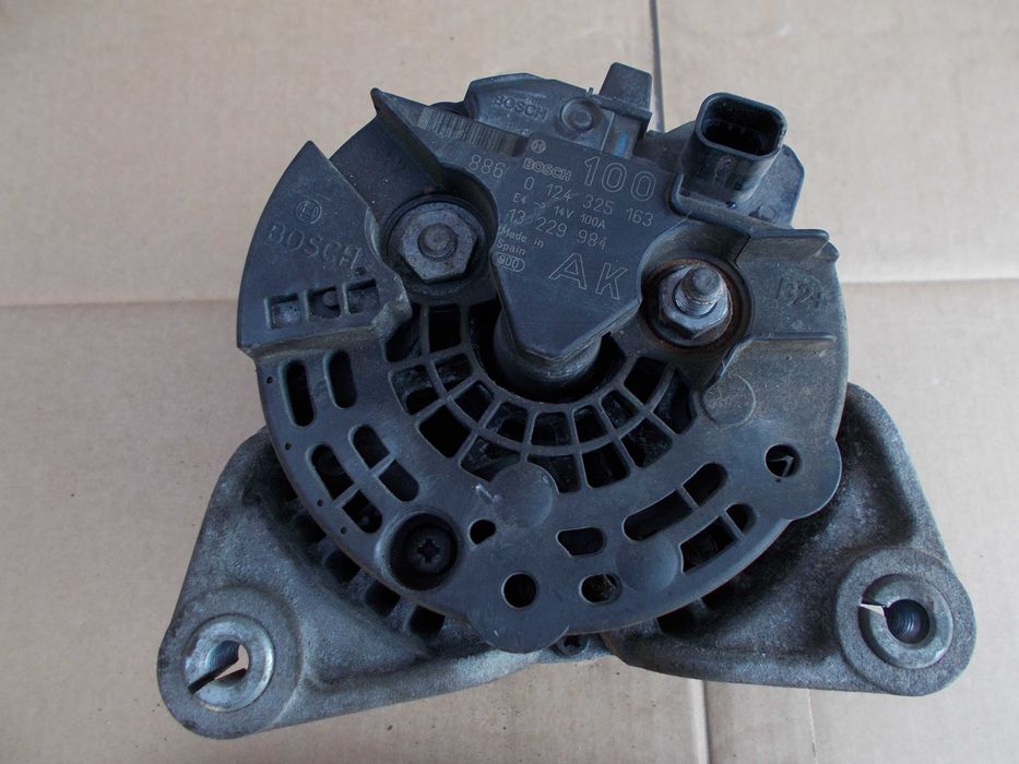 opel ZAFIRA b vectra c astra h  1.8 16v alternator AK