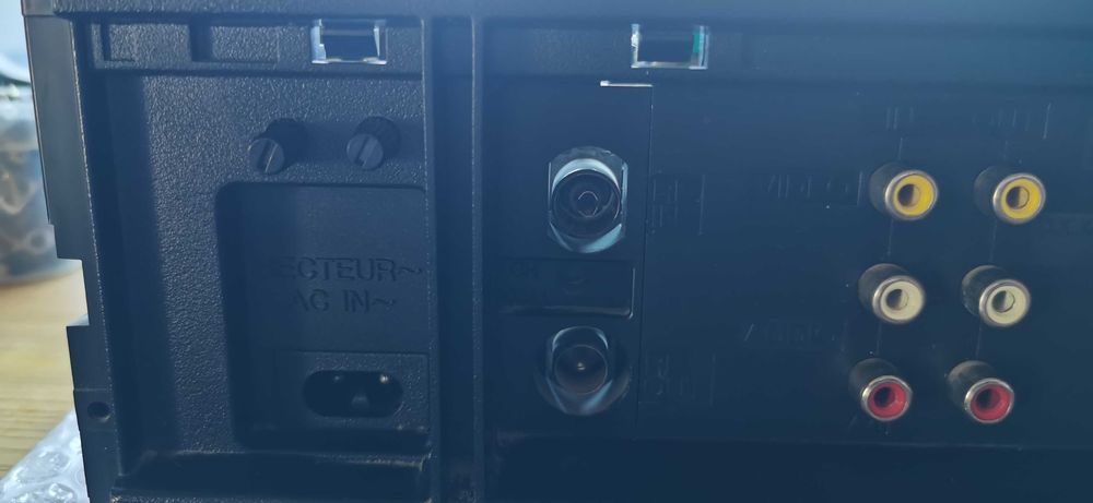 Видеомагнитофон Panasonic NV HD650 Hi-Fi Stereo 6 head (Оптимальный)