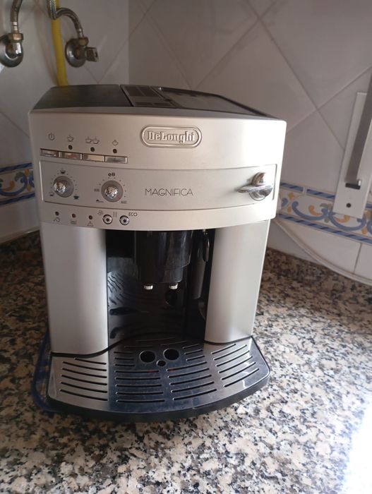 Máquina de café delongue magnífica