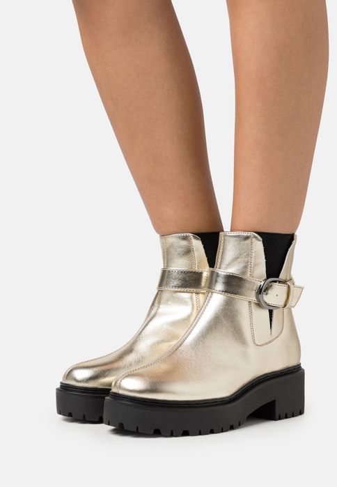 Botki złote na czarnej platformie Even&Odd 41