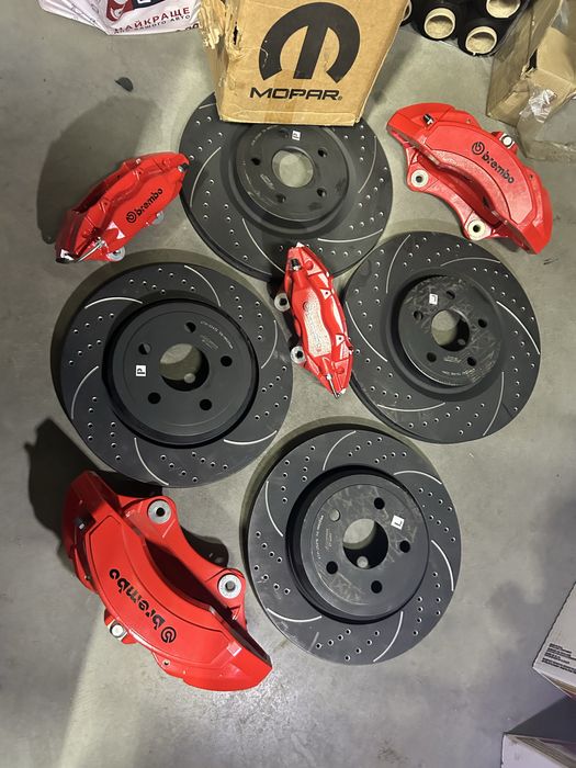 НОВІ суппорта Brembo Jeep Grand Cherokee SRT Dodge Durango SRT HellCat