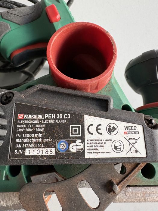 Plaina eletrica marca parkside