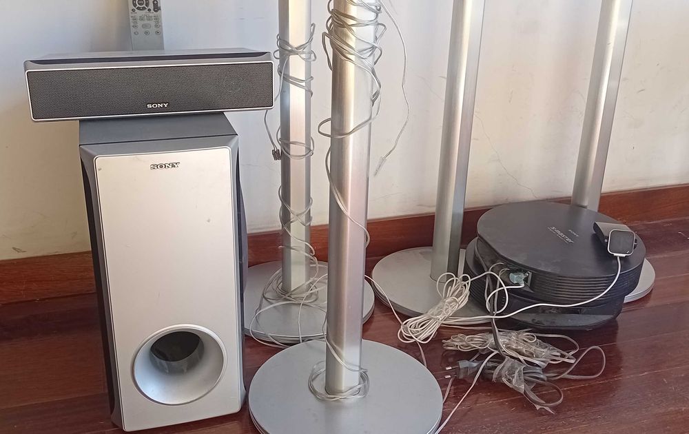 Sistema Auto Falante Sony Som Surround