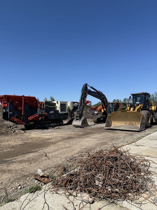 Kruszarka Wynajem Kruszarki Usługi Kruszarką Wyburzenia Rozbiórki