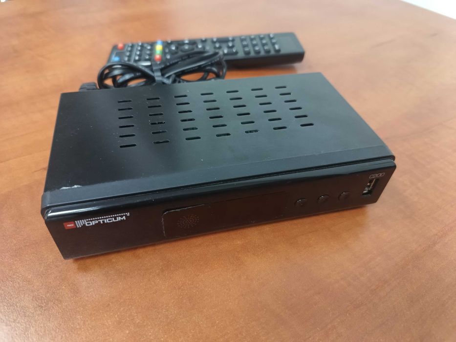 Tuner dekoder telewizji kablowej Opticum dvb-c c200