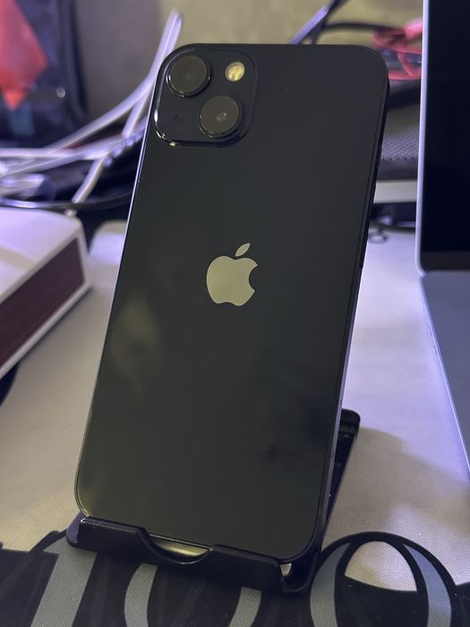 Продам iPhone 13 128гб