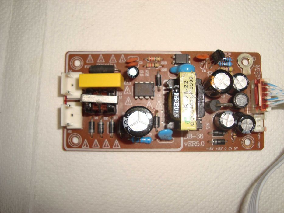 Блок модуль питания универсальный вход 220В выход 5В и 12 В  МПДР