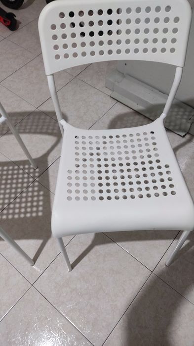 Cadeiras  ikea brancas
