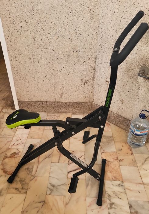 Máquina de abdominais AB Buster