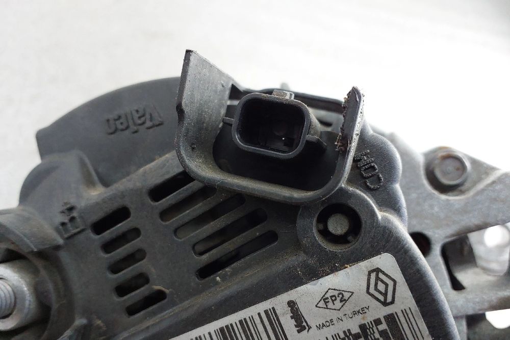 Alternador RENAULT Clio IV (BH_)