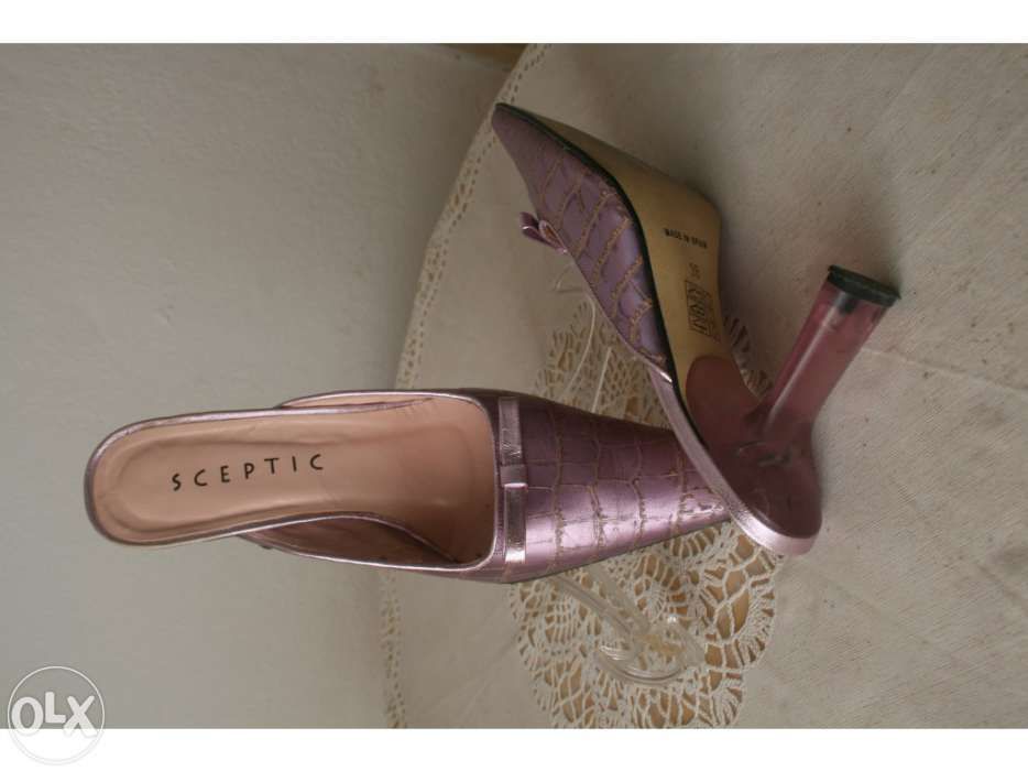 Botas de Pele  e sapatos