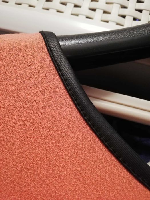 Włoska elegancka sukienka mini z krótkimi rękawkami S