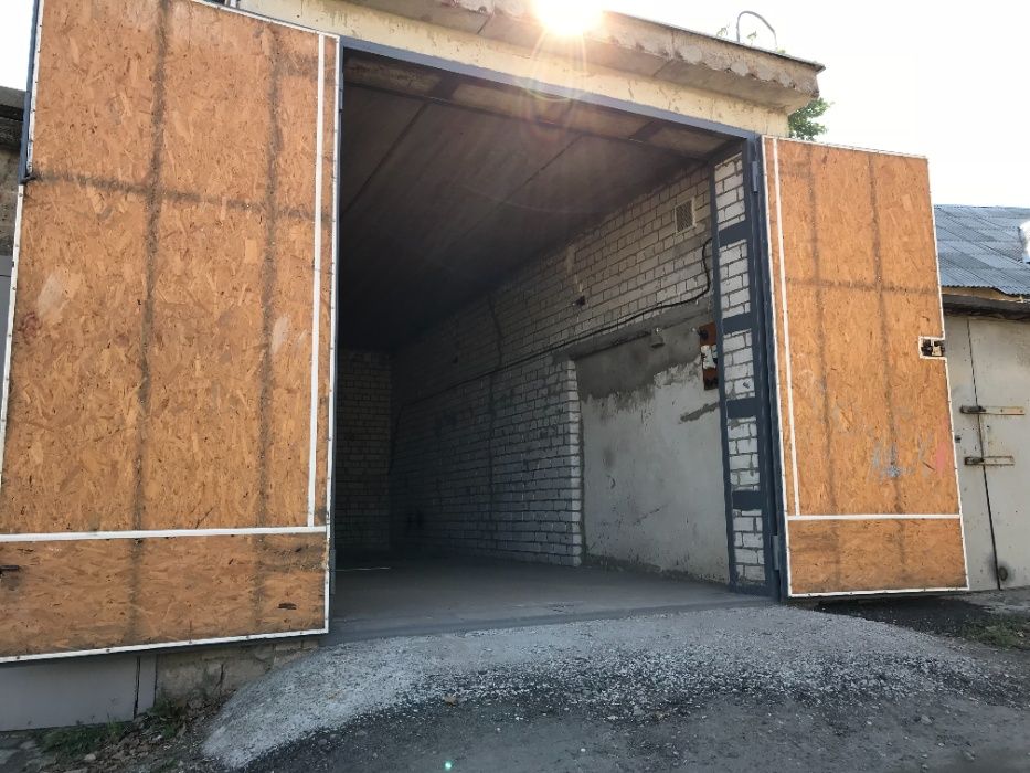 Продам капитальный гараж Героев Сталинграда 40 (обмен)