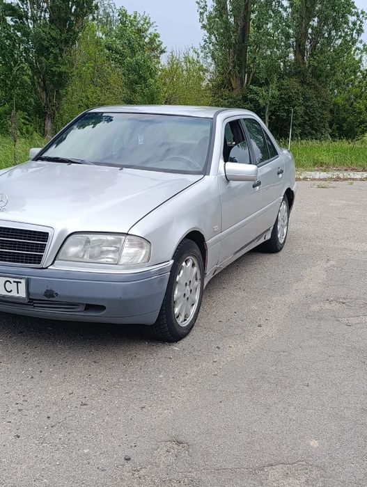 Mercedes w202 c280