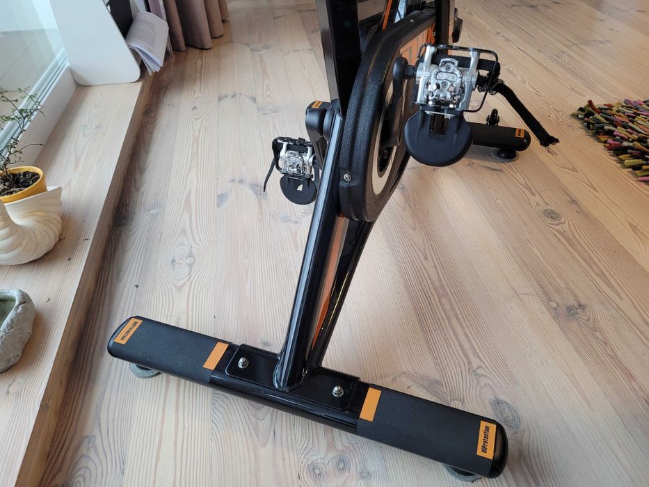 Rower spinningowy treningowy Duke Electronic BH Fitness