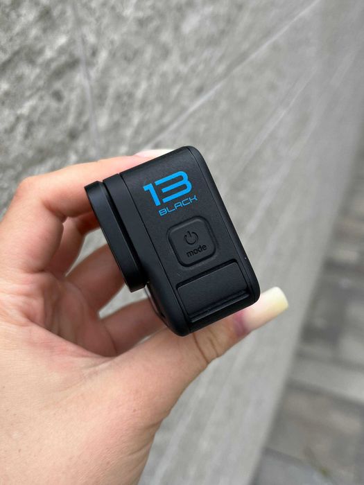 Екшн-камера GoPro Hero 13 з поплавком