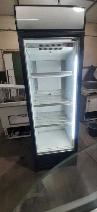 Холодильные витрины витрина cold холодильні вітрини обладнання вітрина