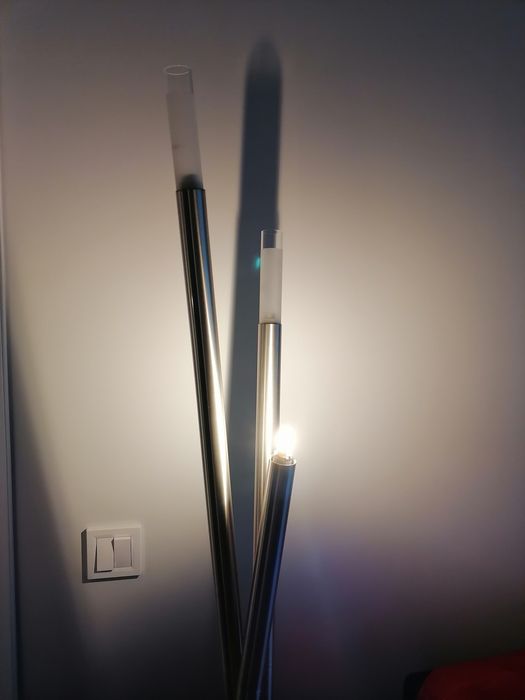 Candieiro de pé escuvado