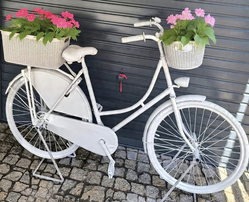 kwietnik rower  biały ozdoba