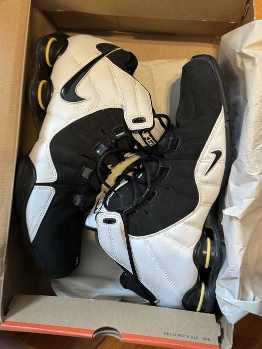 Nike Shox TLite Black