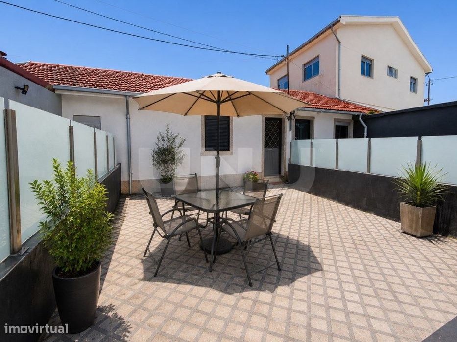 Conjunto de 3 Moradias Térreas - Investimento com Rendimento Imediato
