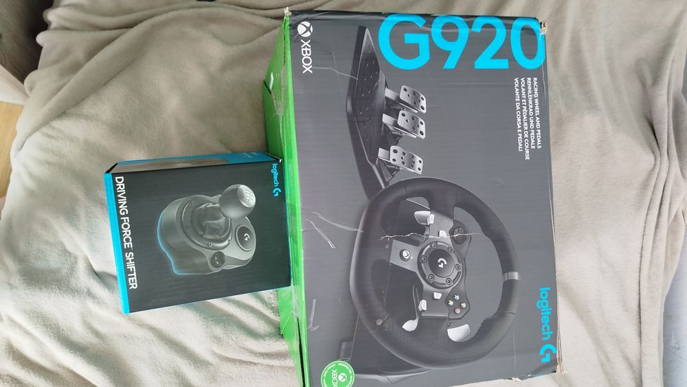 Logitech g920 + shifter