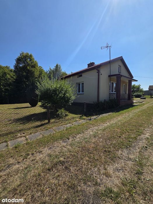 Dom 75m2 na ładnej dużej działce  9700m2 Bronów
