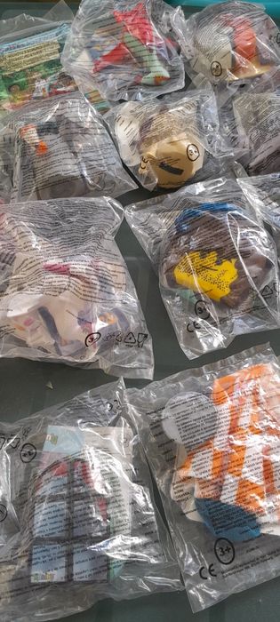 Happy Meal e BK brindes