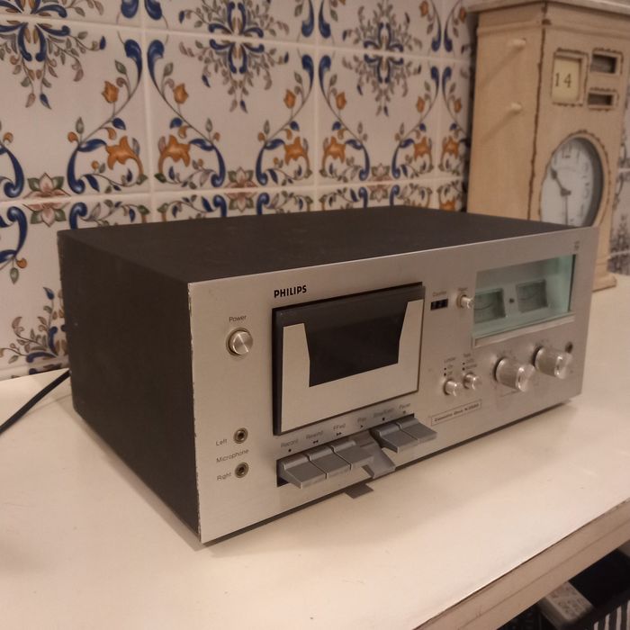 Philips N3500 cassette player/recorder
