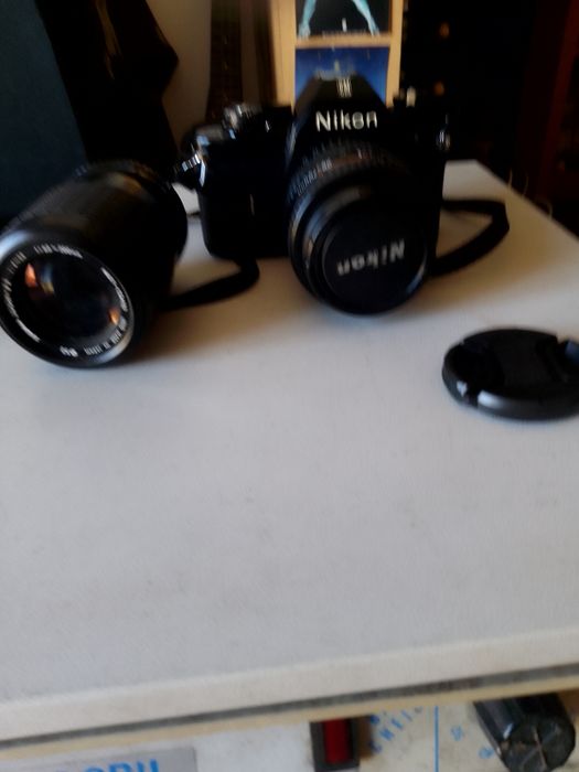 Máquina Fotográfica Nikon EM