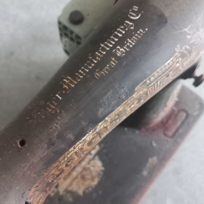 Maquina de costura SINGER