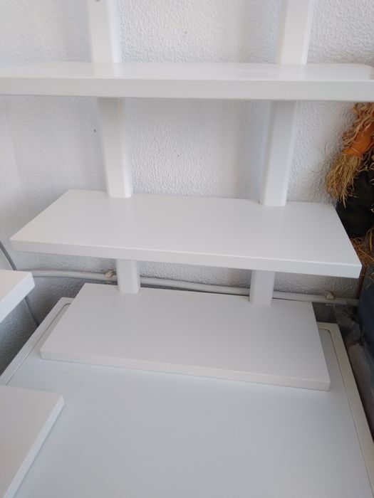 4 estantes de parede Varde