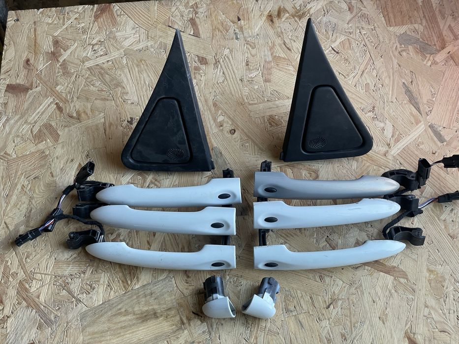 Ручка дверей Renault Zoe ручка відкривання капоту Рено Зон зовнішня