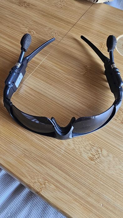 Óculos de sol Bluetooth c/ auscultadores e micro NOVOS