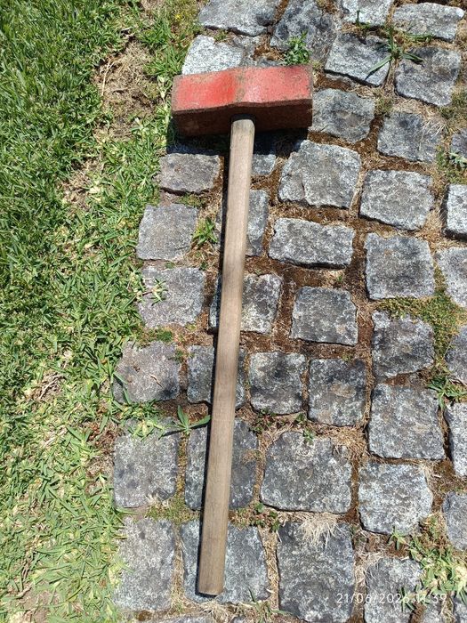 Marreta para construção