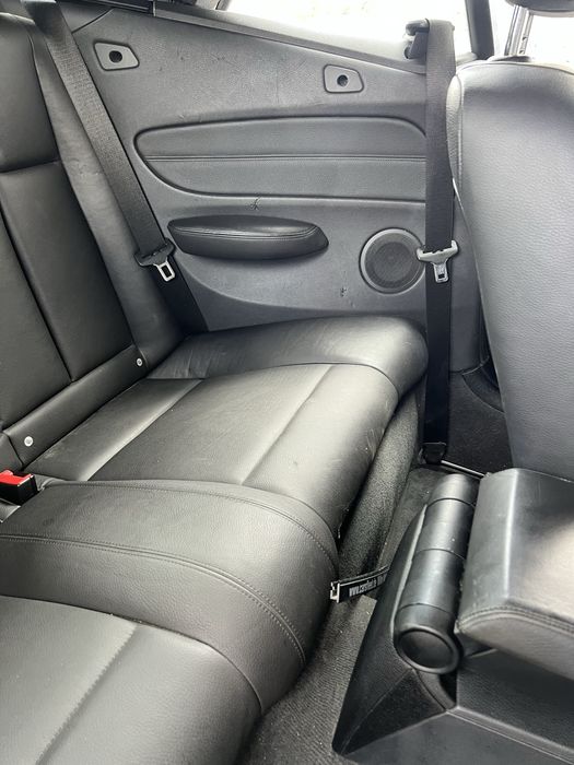 Conjunto Bancos BMW cabrio 120i