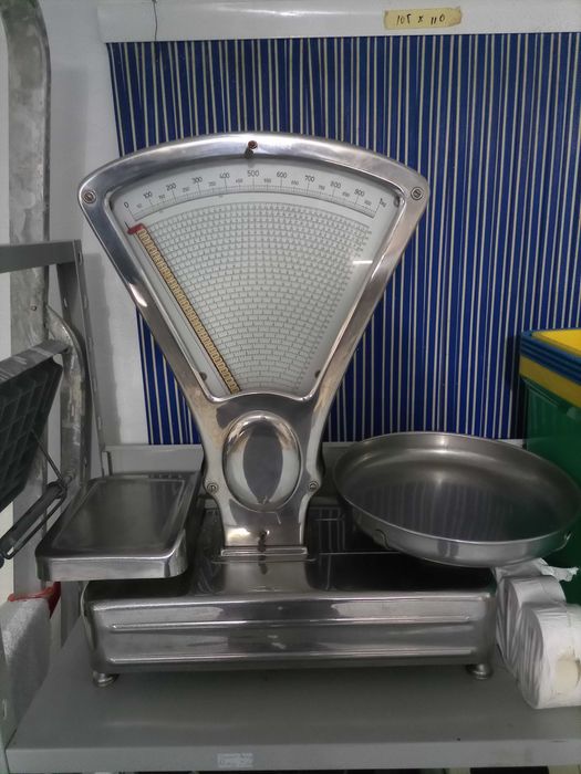 Balança antiga de mercearia.