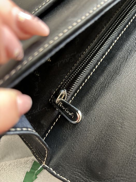 Pasta em pele Pierre Cardin