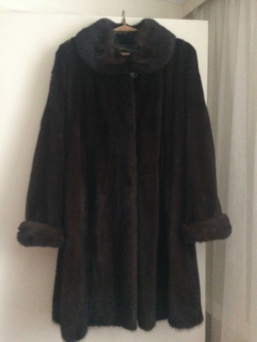 Шикарна норкова шаба  arimami furs італія