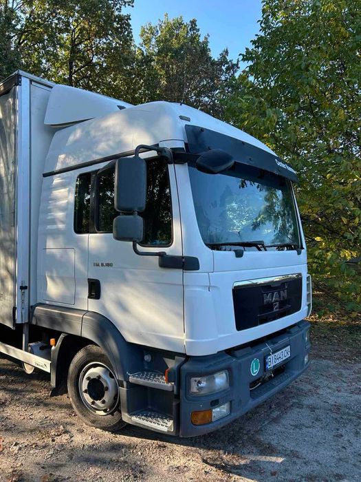 MAN 8.180 вантажний 2012 року в гарному стані