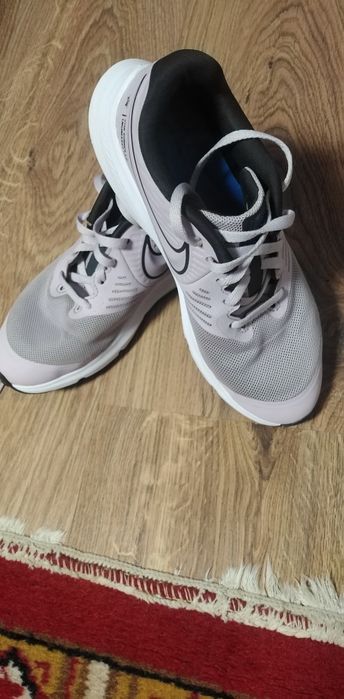 Кроссівки для дівчинки