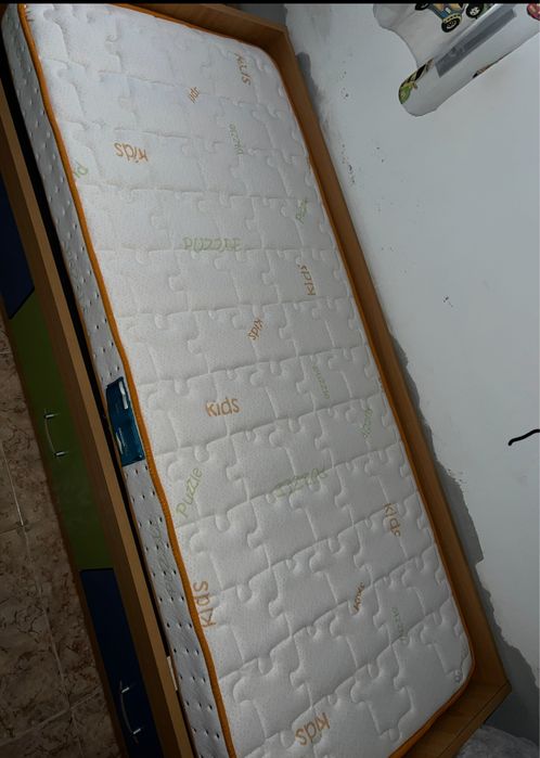 Quarto criança, otimo estado,colchao incluido