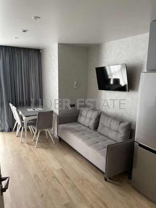 Продаж 1,5 кім кв. 37м², Солочин, 4/7 пов.