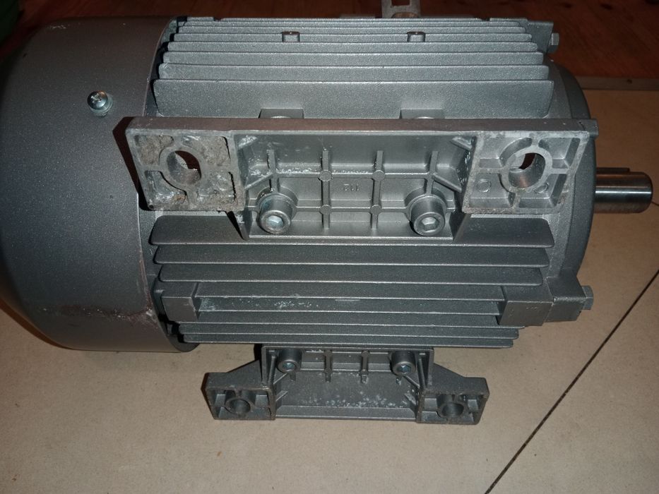 Silnik elektryczny nowy 4kW - 4.8kW