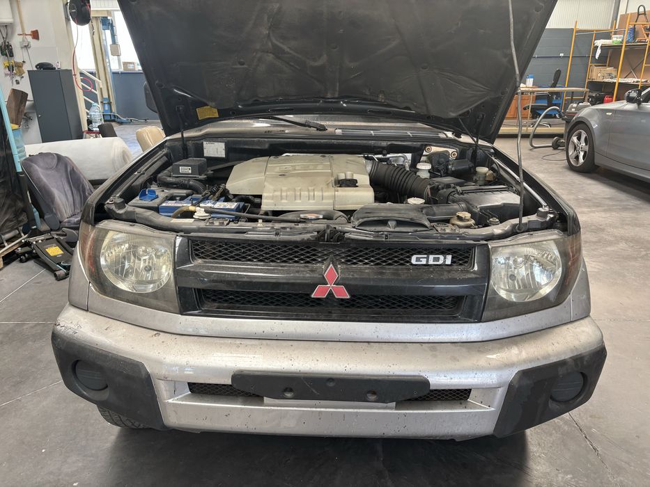 Pagero pinin 1.8GDI