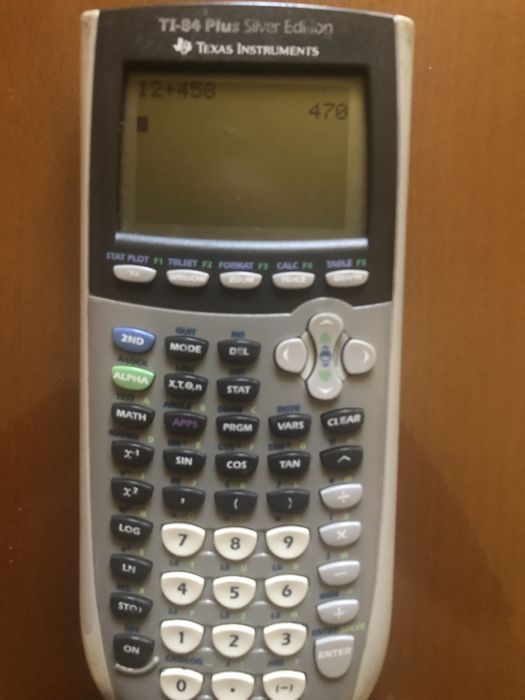 Calculadora - TEXAS INSTRUMENTS (TI - 84 Plus)