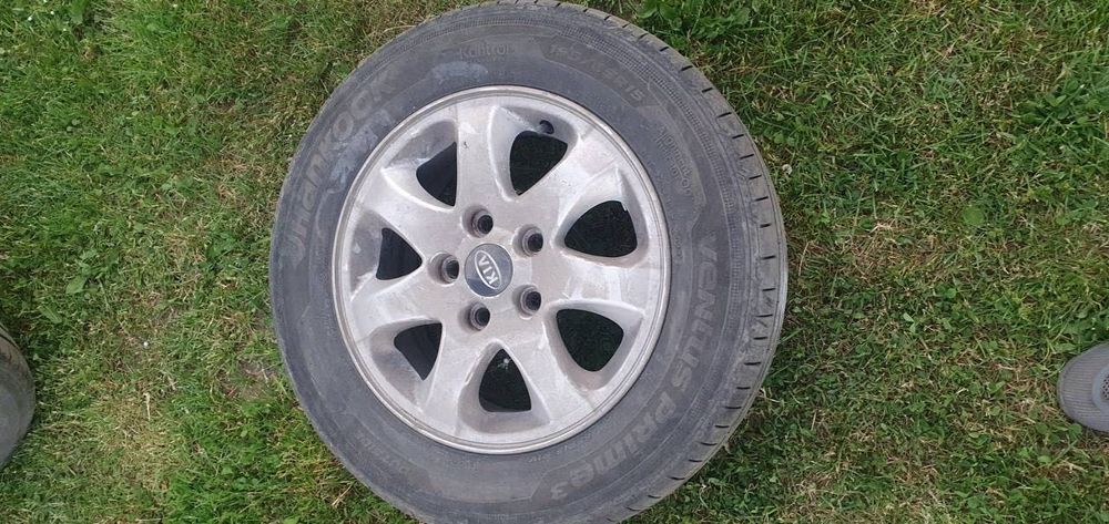 Литі диски KIA Cee'd R15 5×114,3 ET50 + шини Hankook 195/65 R15