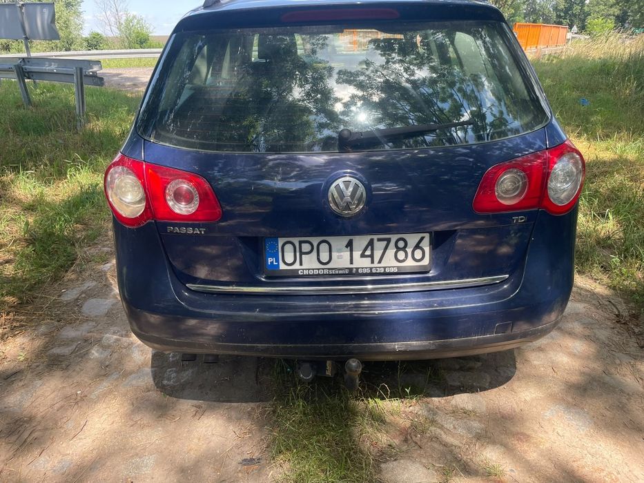 Volkswagen Passat b6 1.9 TDI BKC CZESCI części kod lakieru LA5E
