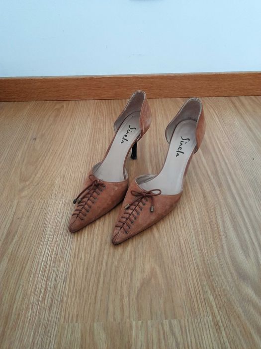 Sapato scarpin camel