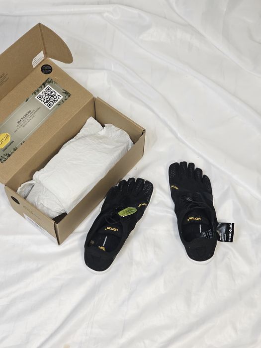 Нові оригінальні Vibram five fingers